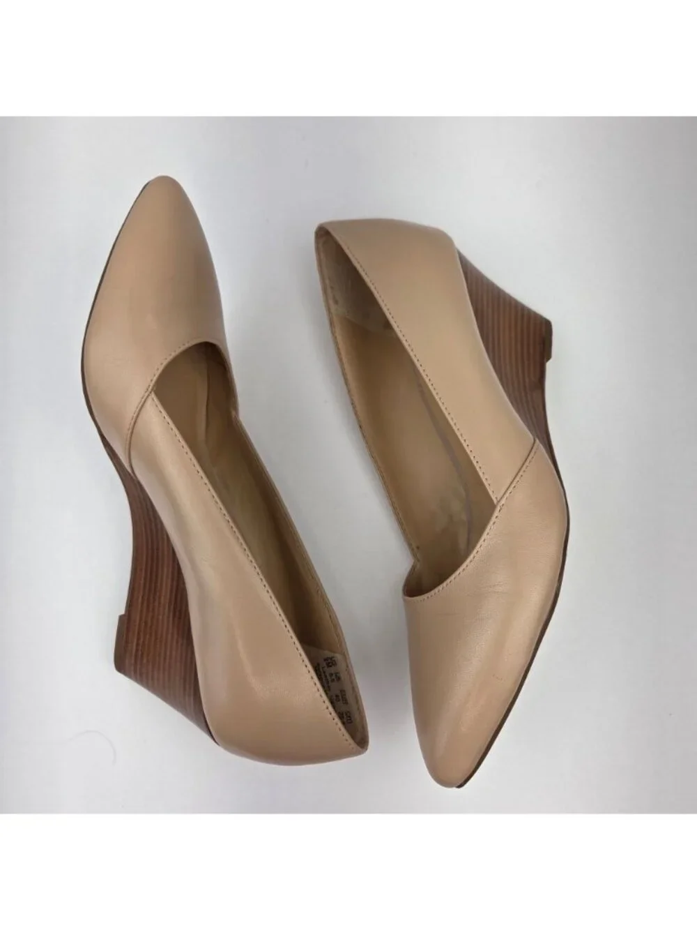 Franco Sarto Frankie Pointed Toe Leather Wedge Heels Nude Size 9M